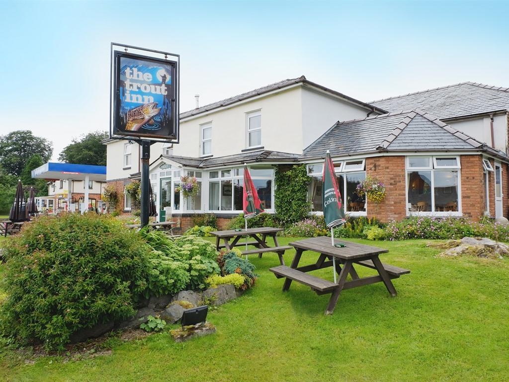 The Trout Inn Beulah Exterior foto